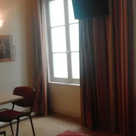 Du Palais 2*