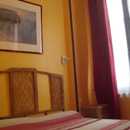 Du Palais Hotel 2*